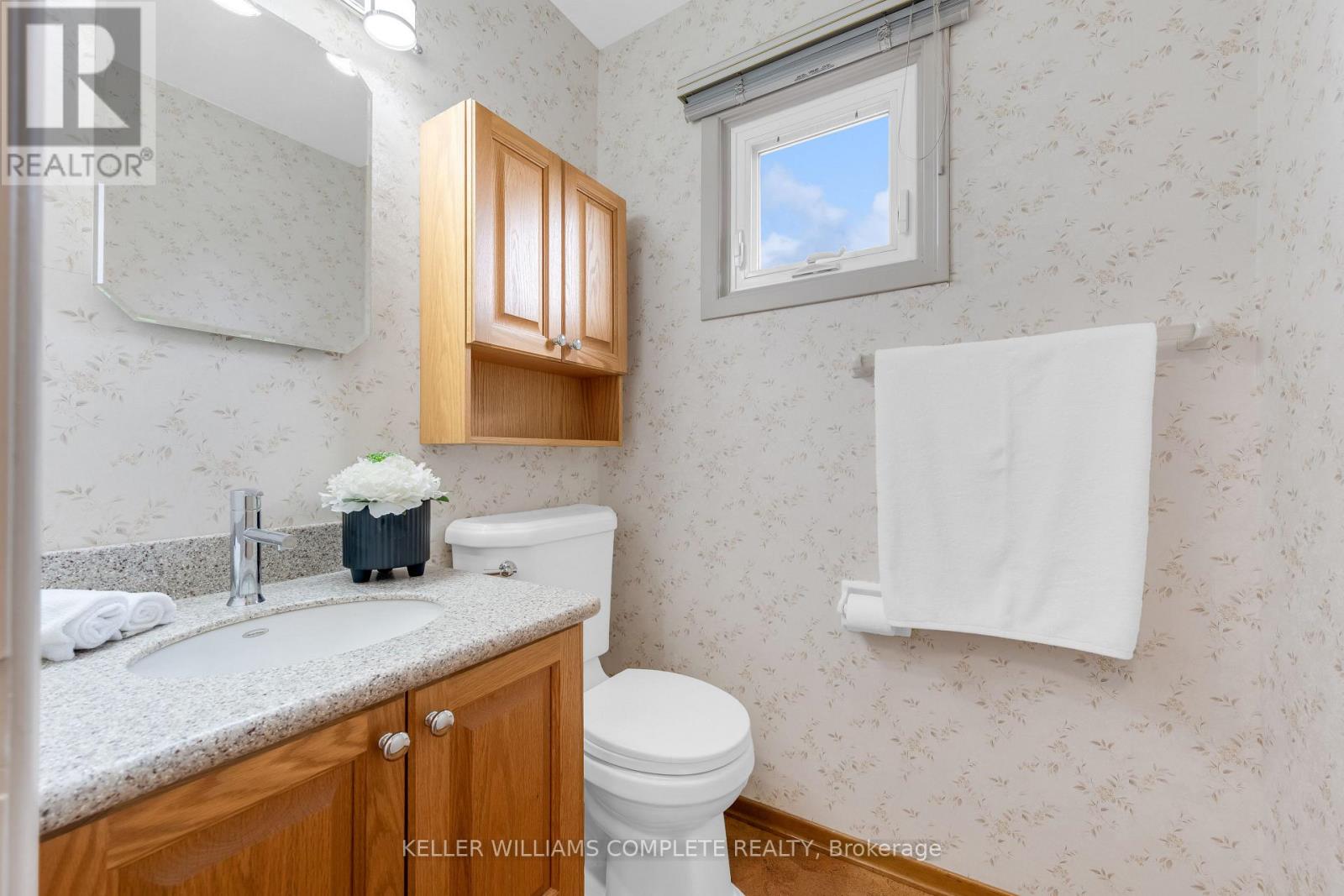 2134 Cartier Crescent, Burlington (Brant Hills), Ontario  L7P 2Z5 - Photo 23 - W13790086