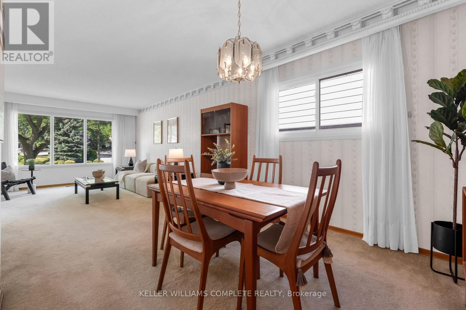 2134 Cartier Crescent, Burlington (Brant Hills), Ontario  L7P 2Z5 - Photo 9 - W13790086