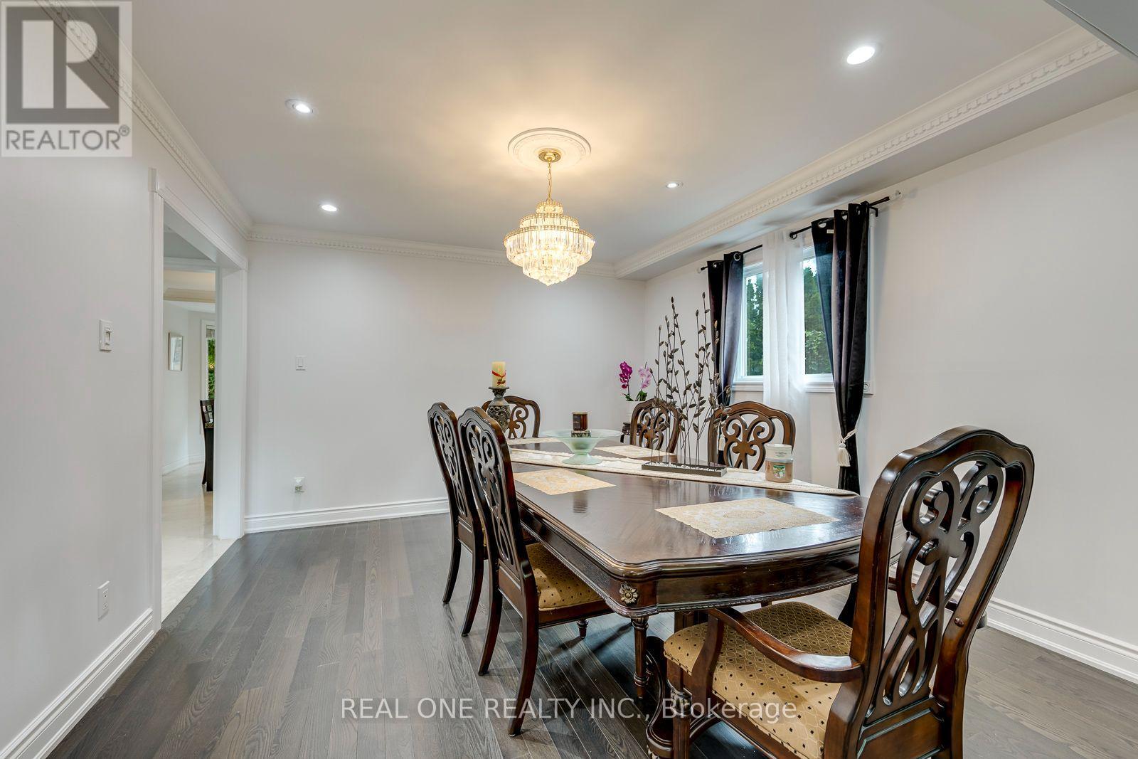 2041 Madden Boulevard, Oakville, Ontario  L6H 3N9 - Photo 11 - W13790192