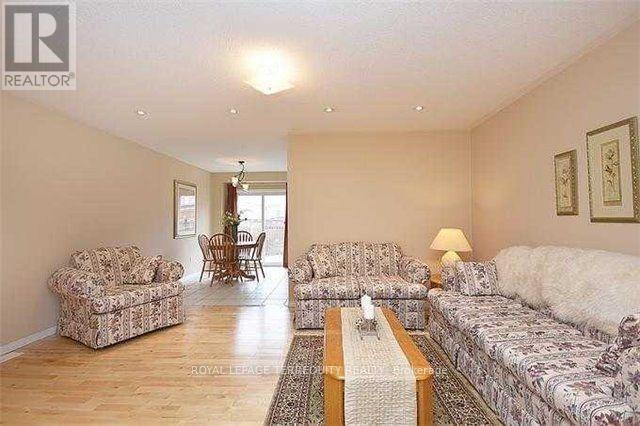 3467 Southwick Street, Mississauga, Ontario  L5M 7L4 - Photo 4 - W13790294
