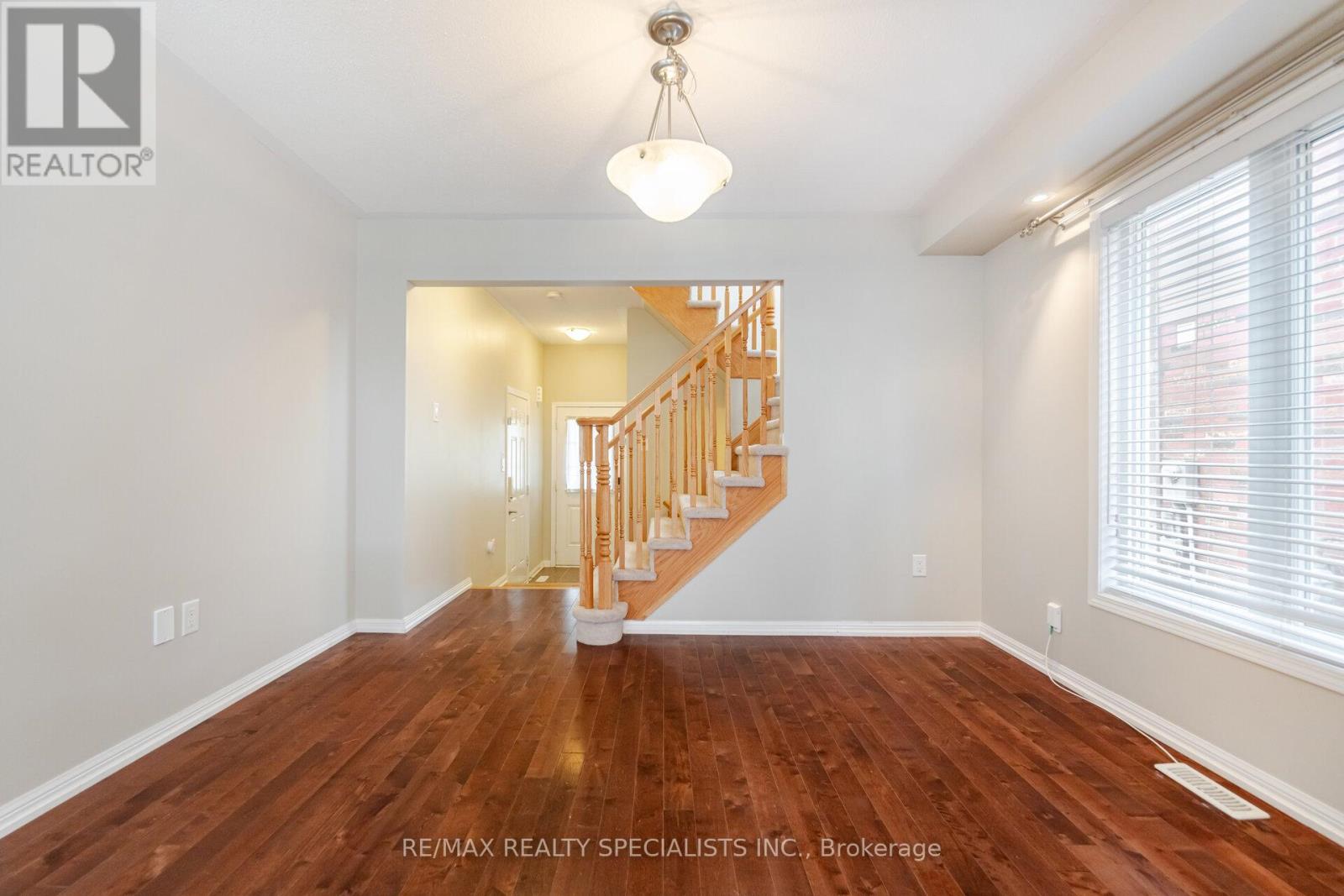 210 Woodley Crescent, Milton (Wi Willmott), Ontario  L9T 8B8 - Photo 10 - W13790318