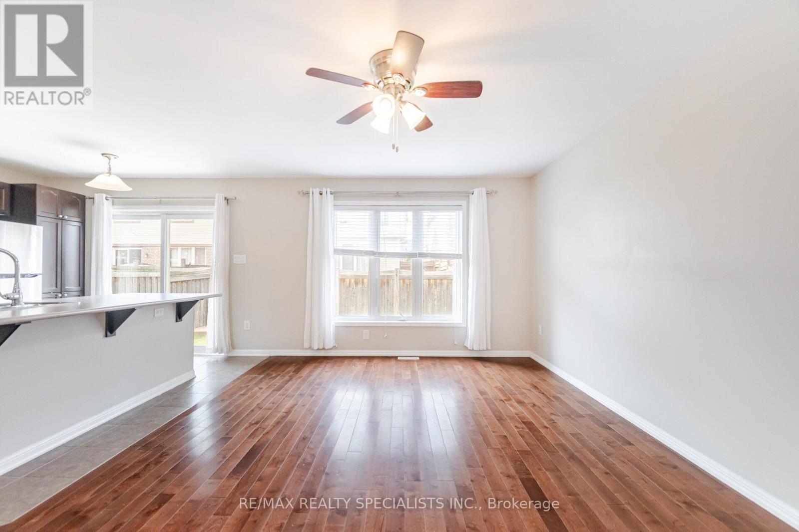 210 Woodley Crescent, Milton (Wi Willmott), Ontario  L9T 8B8 - Photo 14 - W13790318