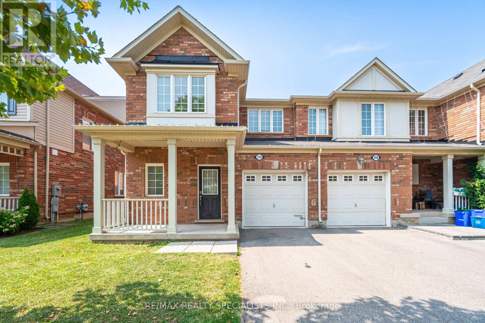 210 Woodley Crescent, Milton (Wi Willmott), Ontario  L9T 8B8 - Photo 2 - W13790318
