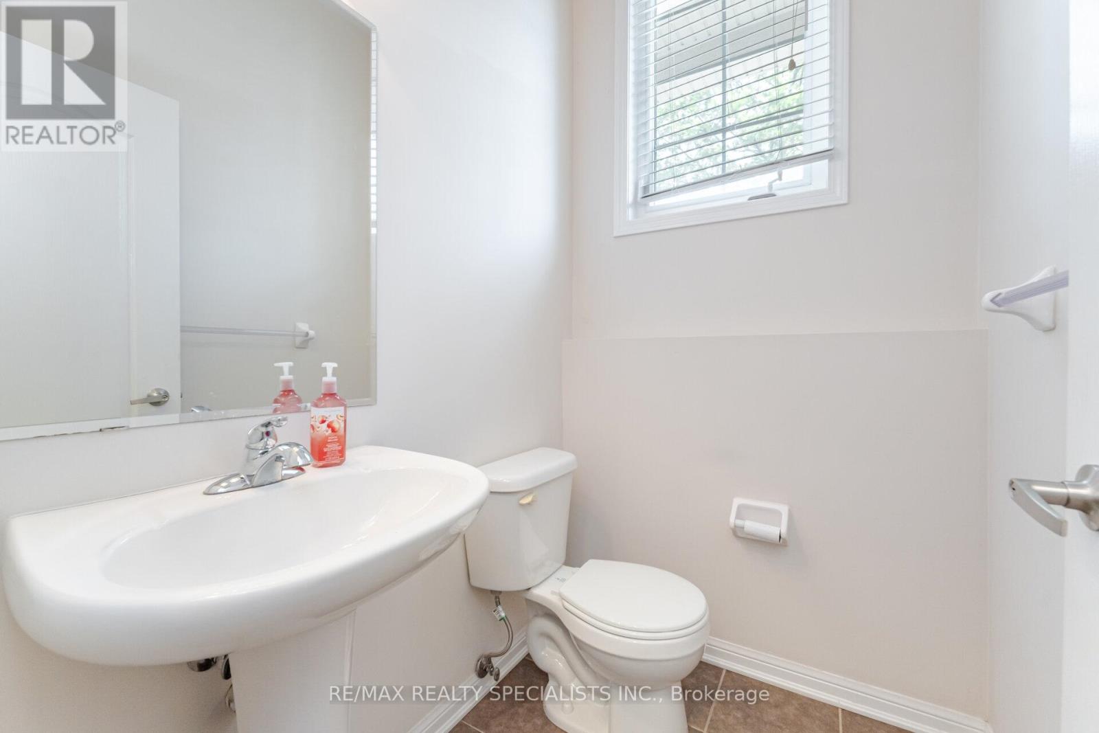 210 Woodley Crescent, Milton (Wi Willmott), Ontario  L9T 8B8 - Photo 20 - W13790318