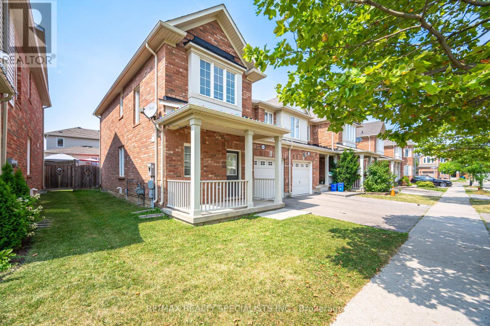 210 Woodley Crescent, Milton (Wi Willmott), Ontario  L9T 8B8 - Photo 3 - W13790318