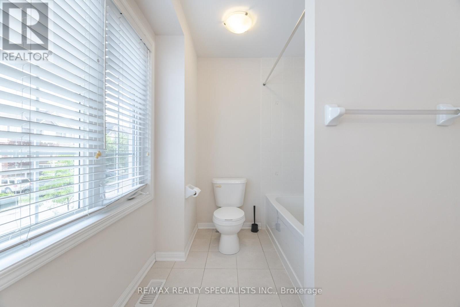 210 Woodley Crescent, Milton (Wi Willmott), Ontario  L9T 8B8 - Photo 34 - W13790318