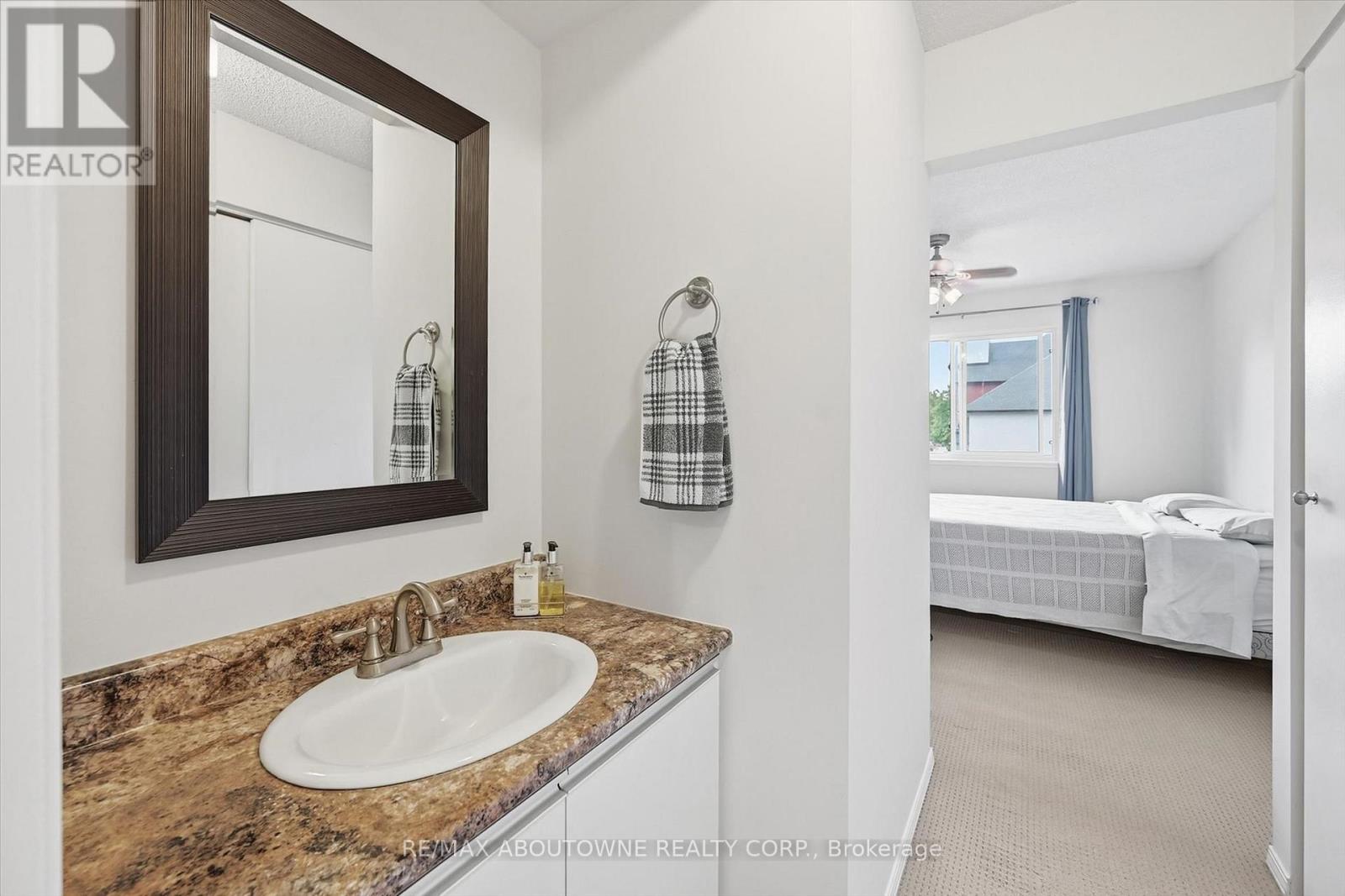 1121 - 1450 Glen Abbey Gate, Oakville (Ga Glen Abbey), Ontario  L6M 2V7 - Photo 24 - W13790338