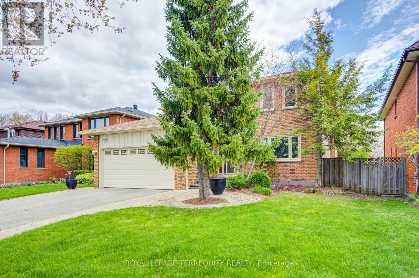1656 CARRINGTON ROAD, mississauga (east credit), Ontario