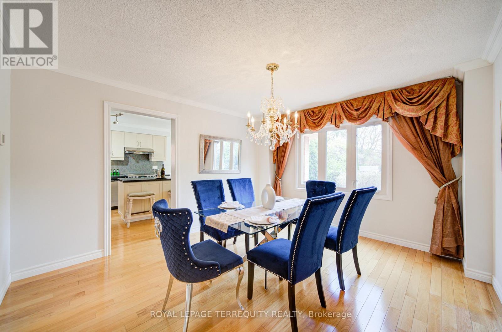 1656 Carrington Road, Mississauga (East Credit), Ontario  L5M 2K2 - Photo 10 - W13790406