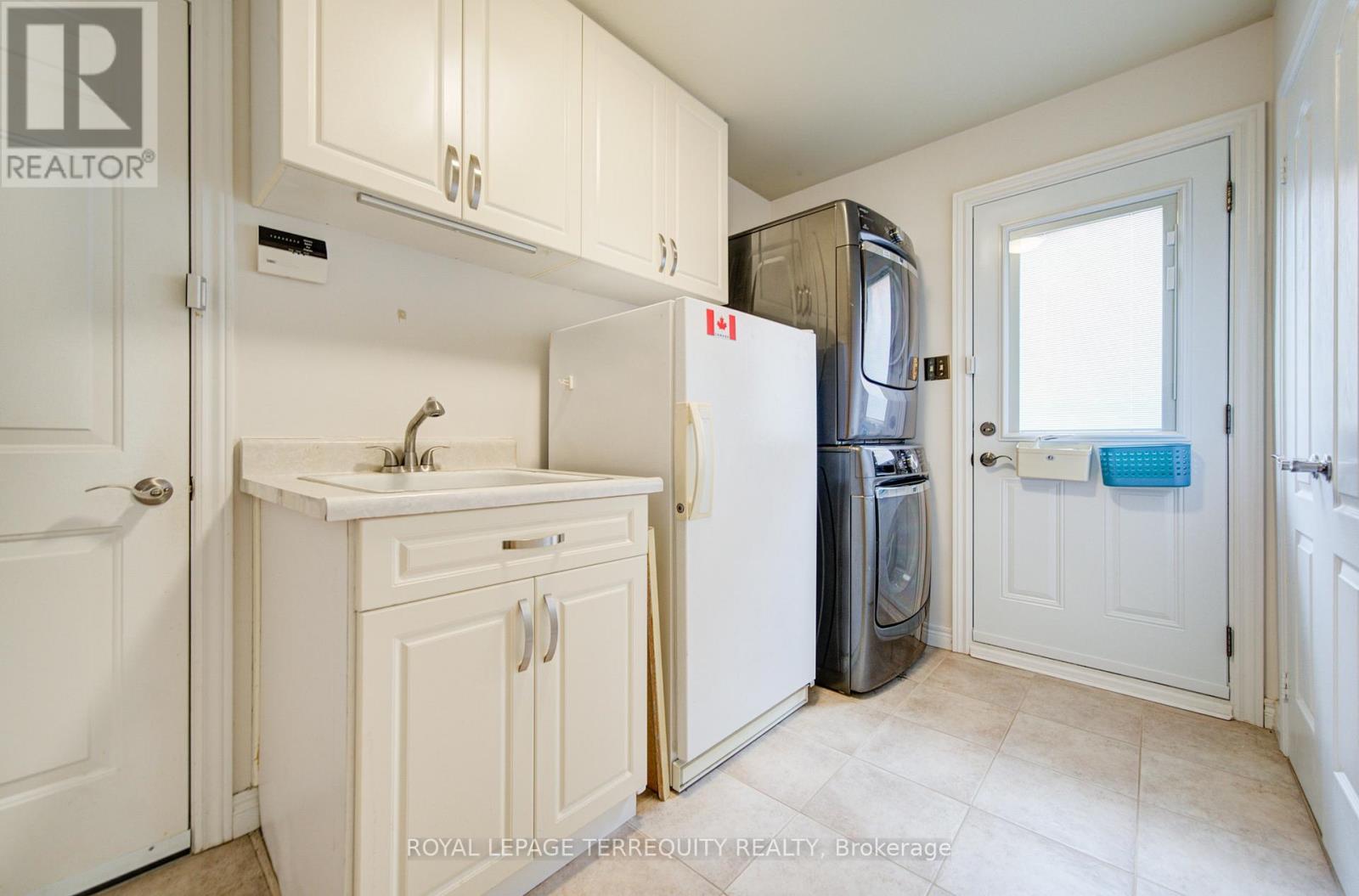 1656 Carrington Road, Mississauga (East Credit), Ontario  L5M 2K2 - Photo 11 - W13790406