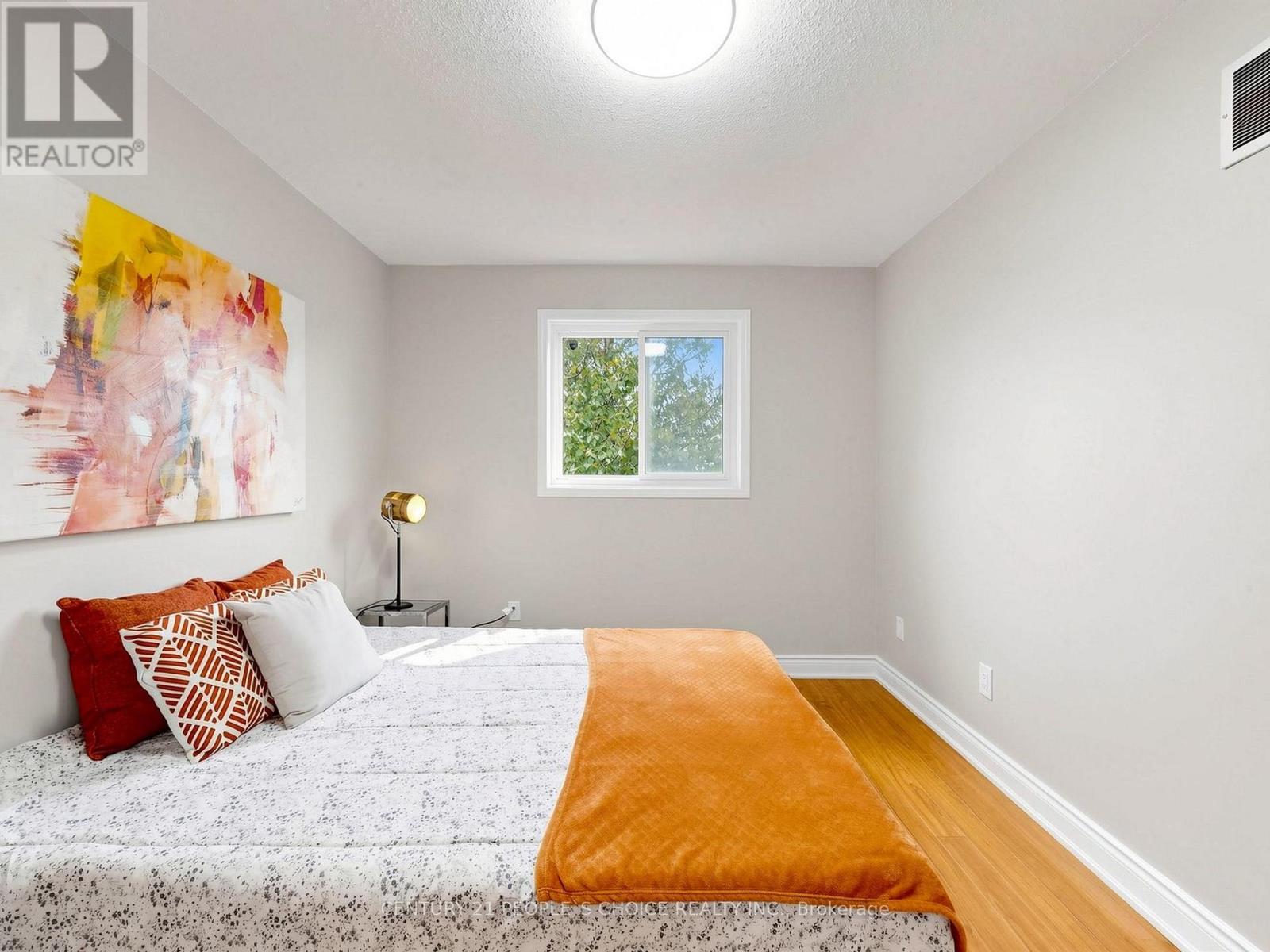 1125 Ivandale Drive, Mississauga (East Credit), Ontario  L5V 1A9 - Photo 25 - W13790416