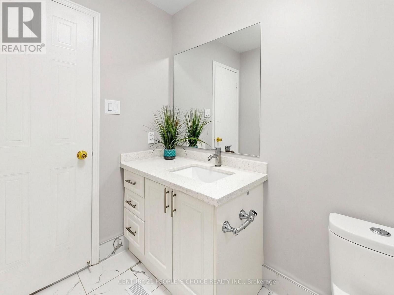 1125 Ivandale Drive, Mississauga (East Credit), Ontario  L5V 1A9 - Photo 29 - W13790416