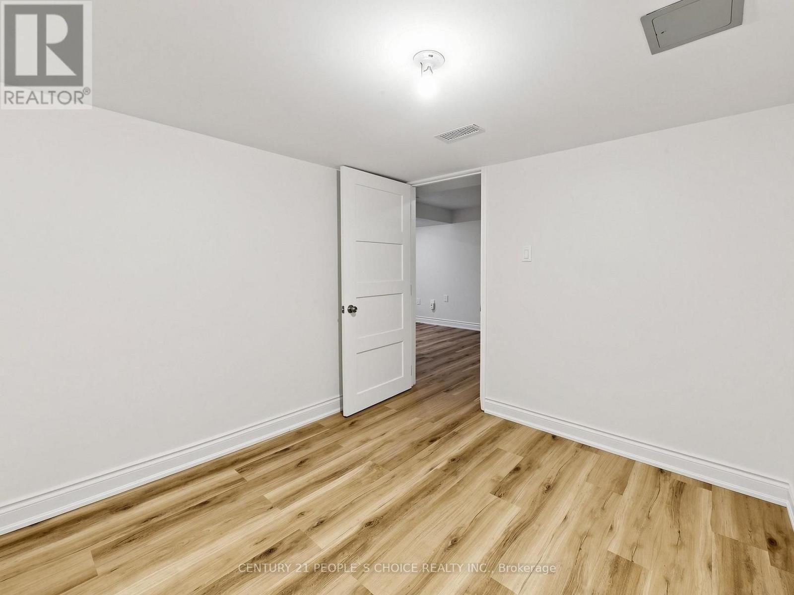 1125 Ivandale Drive, Mississauga (East Credit), Ontario  L5V 1A9 - Photo 40 - W13790416
