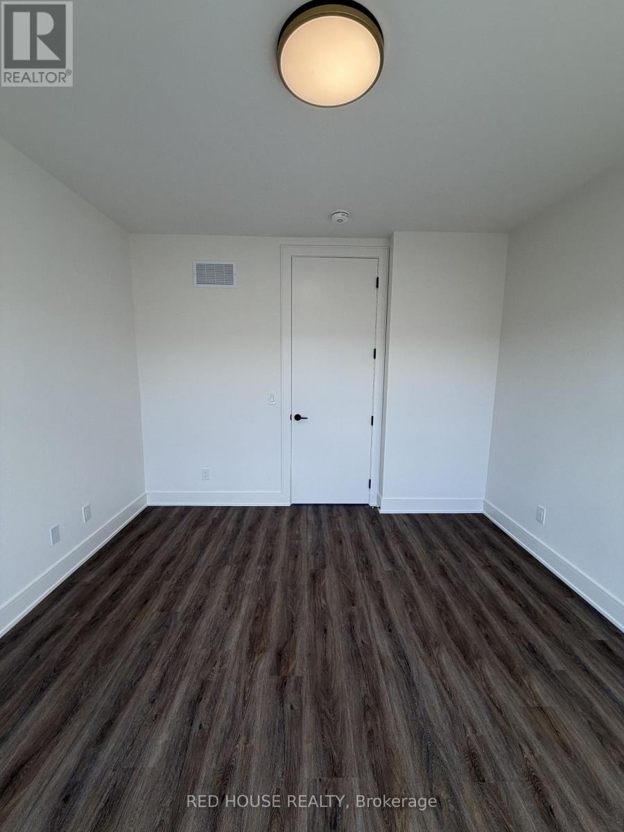 212 Ellis Avenue, St. Catharines, Ontario  L2P 0H2 - Photo 19 - X13790088