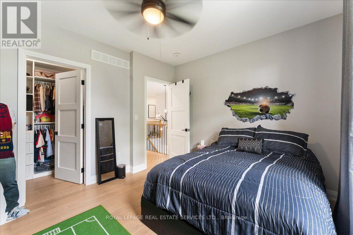 251 Aldercrest Avenue, Hamilton, Ontario  L9B 1L7 - Photo 27 - X13790276