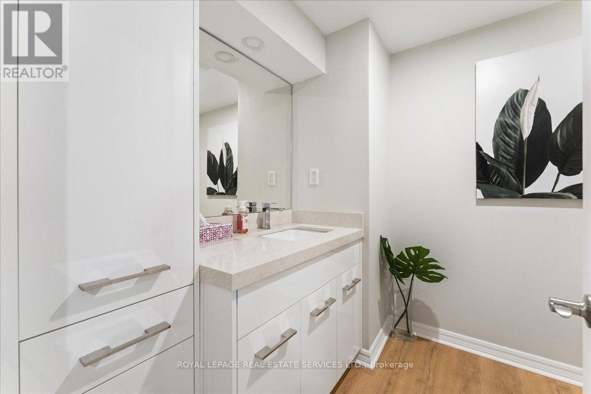 251 Aldercrest Avenue, Hamilton, Ontario  L9B 1L7 - Photo 34 - X13790276