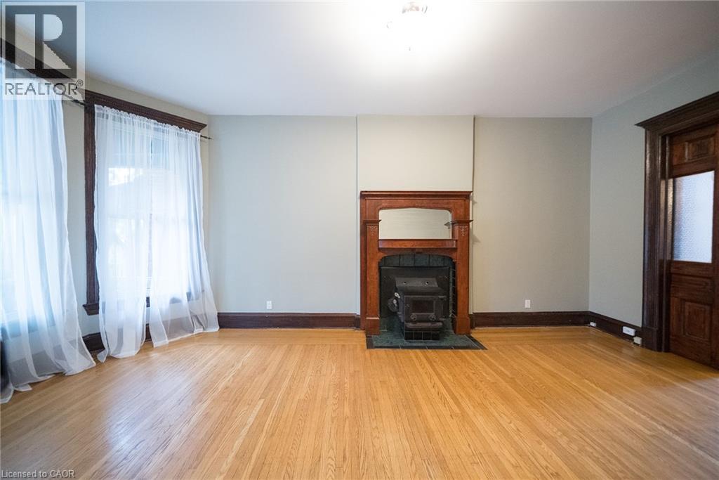 102 Pearl Street N, Hamilton, Ontario  L8R 2Z3 - Photo 4 - 40860921
