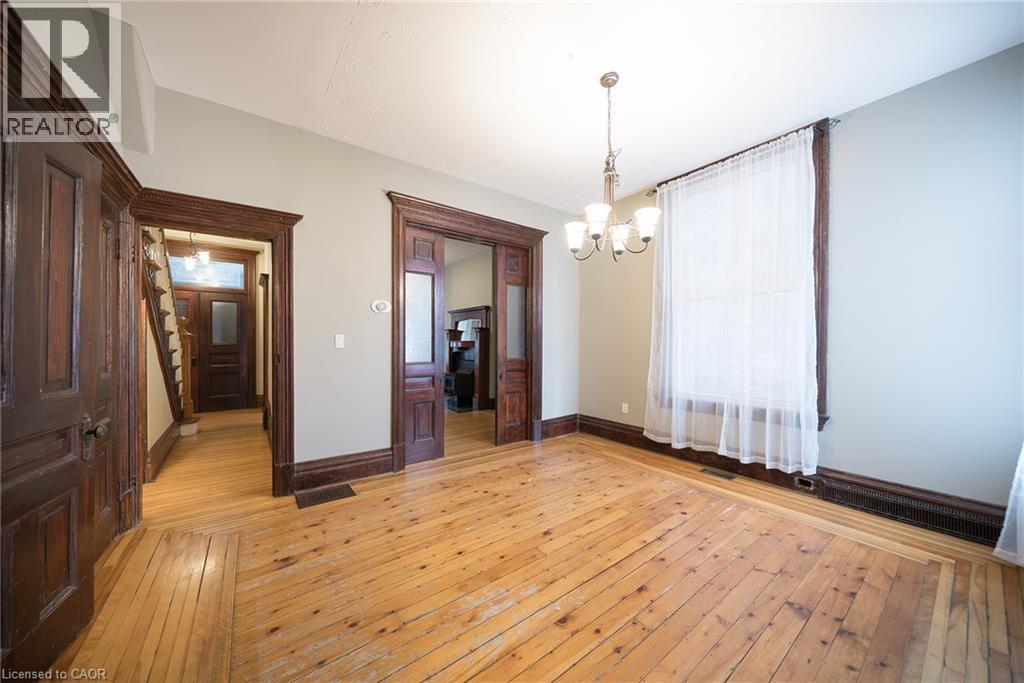 102 Pearl Street N, Hamilton, Ontario  L8R 2Z3 - Photo 6 - 40860921