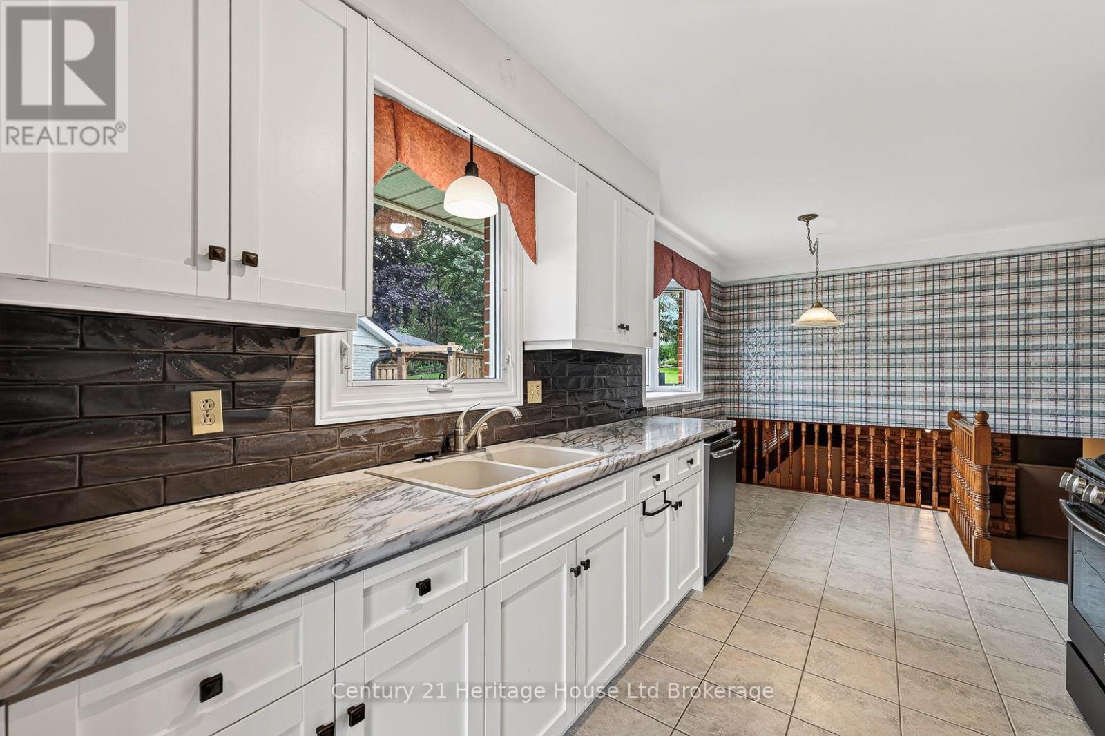 27 Silcox Place, Woodstock, Ontario  N4S 8M8 - Photo 16 - X13768644