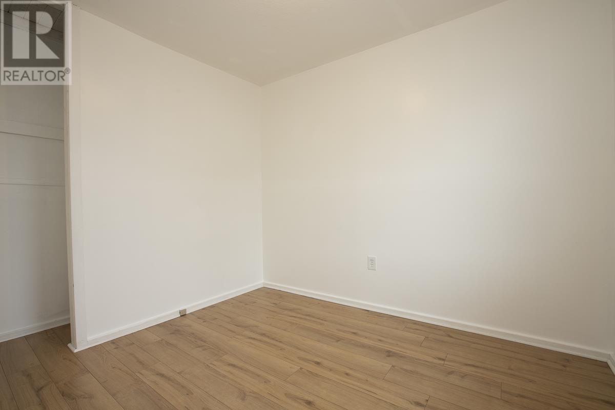 451 First Ave, Sault Ste. Marie, Ontario  P6C 4N9 - Photo 19 - SM262563