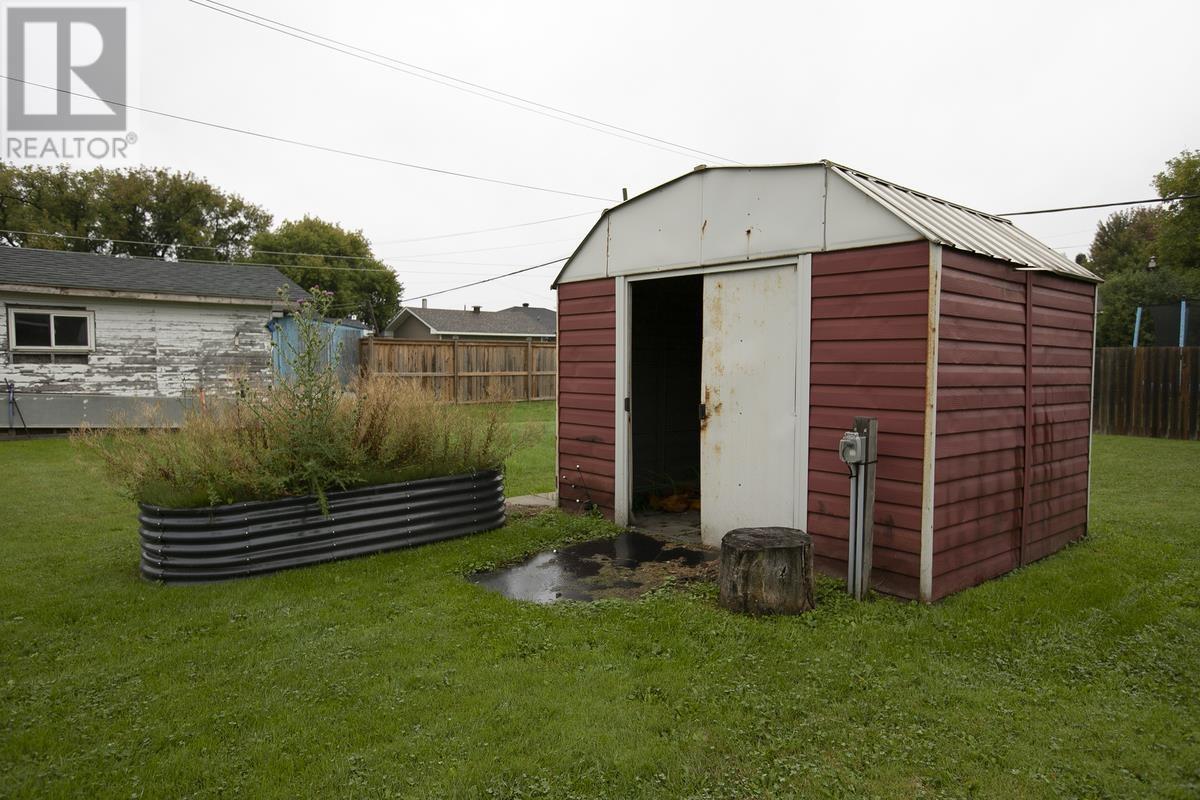 451 First Ave, Sault Ste. Marie, Ontario  P6C 4N9 - Photo 5 - SM262563