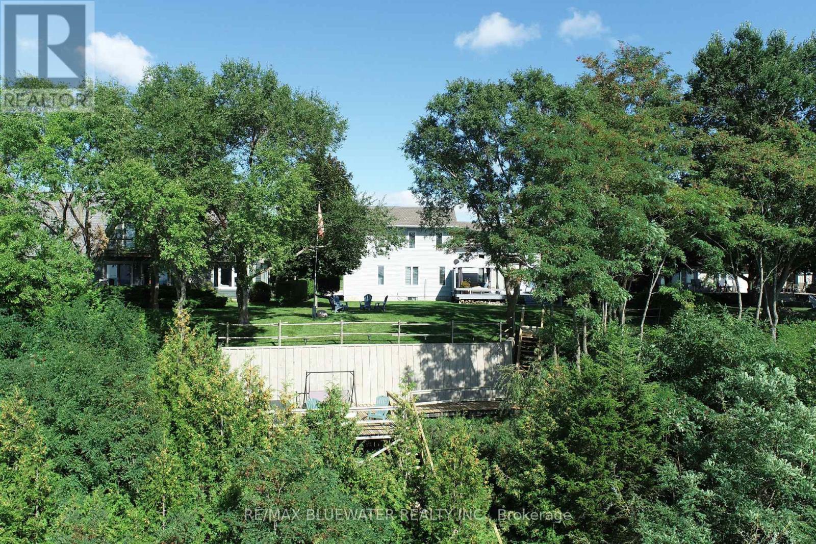 73031 Denise Court, Bluewater, Ontario  N0M 2T0 - Photo 47 - X13479440