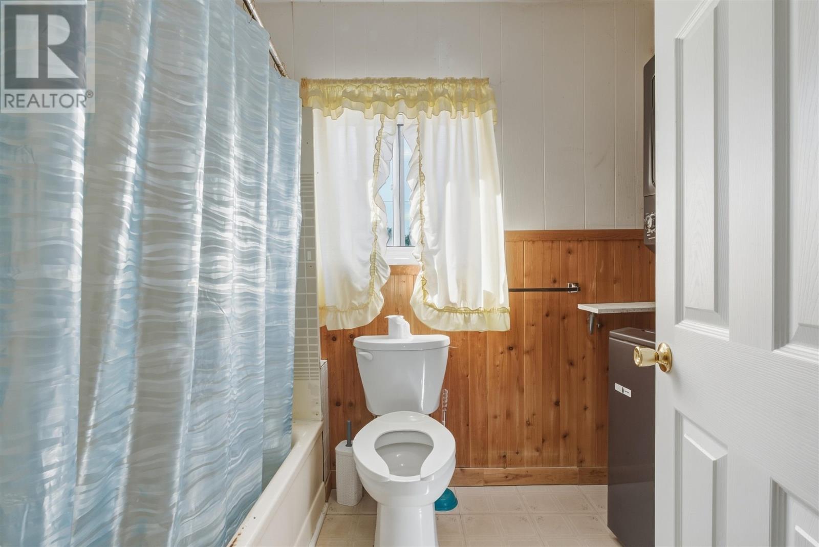 154 Hamilton Ave, Blind River, Ontario  P0R 1B0 - Photo 10 - SM262565