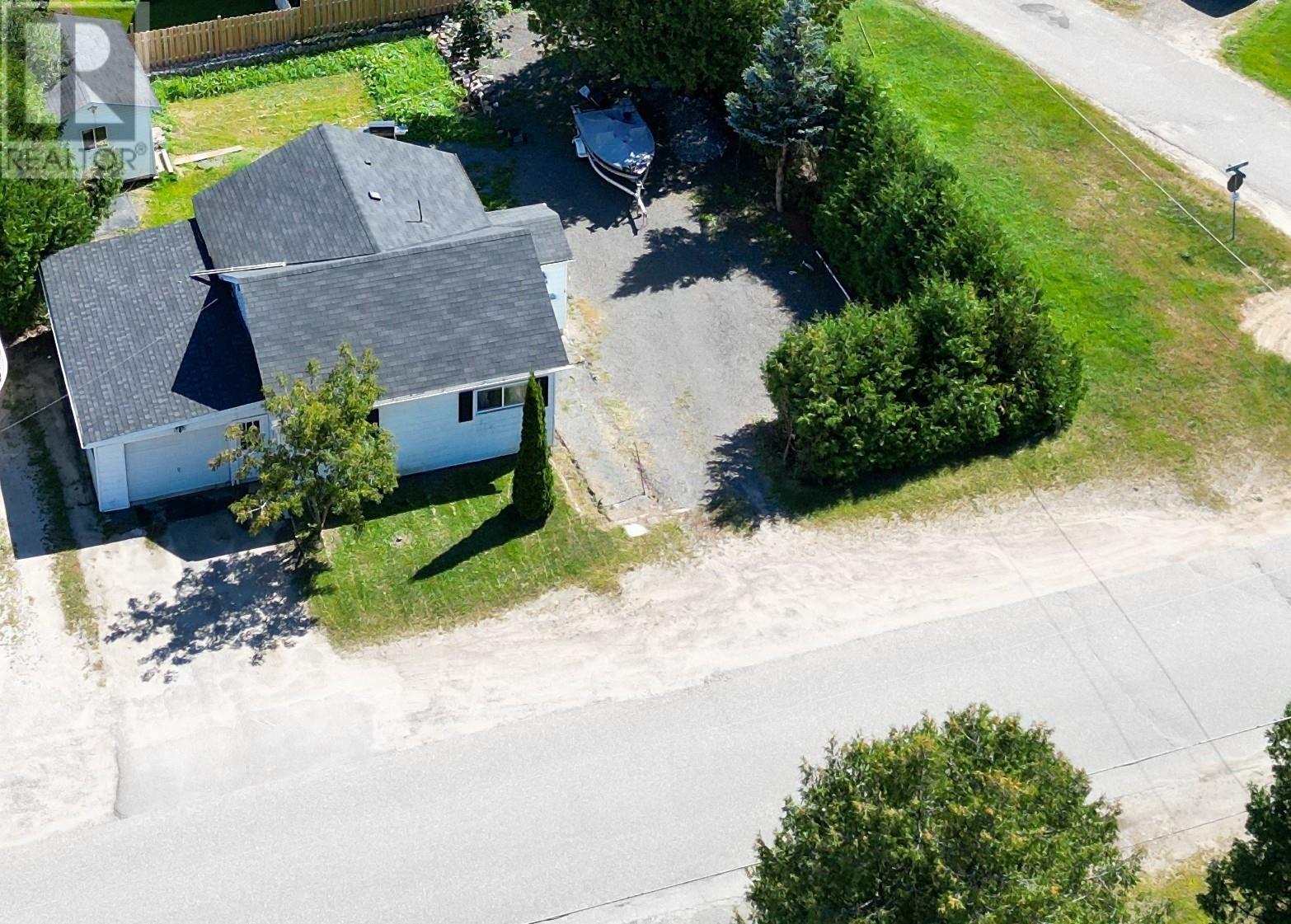154 Hamilton Ave, Blind River, Ontario  P0R 1B0 - Photo 18 - SM262565