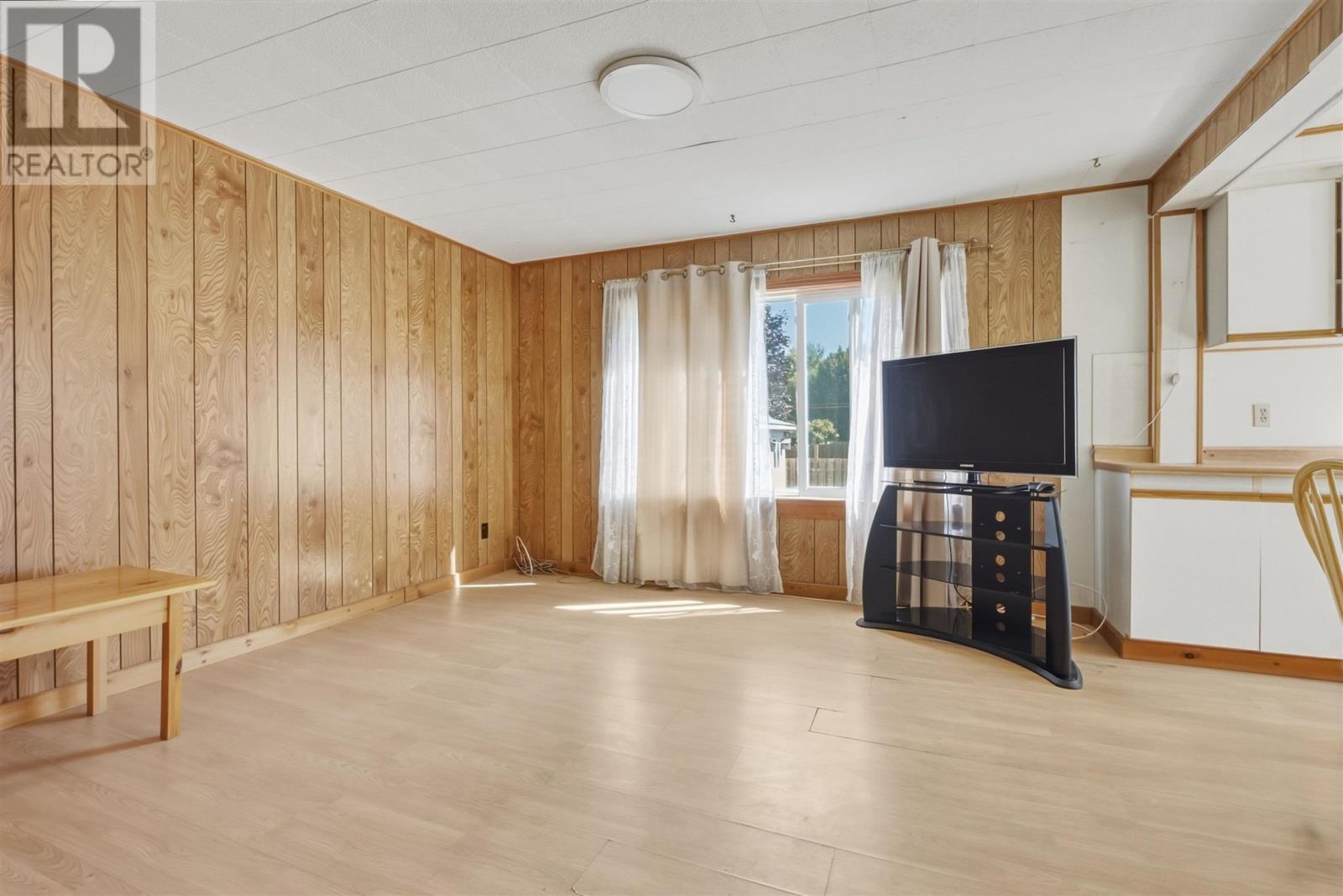 154 Hamilton Ave, Blind River, Ontario  P0R 1B0 - Photo 7 - SM262565