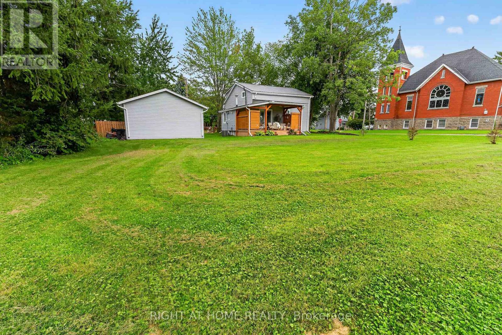 35620 Fingal Line, Southwold, Ontario  N0L 1K0 - Photo 4 - X13790502