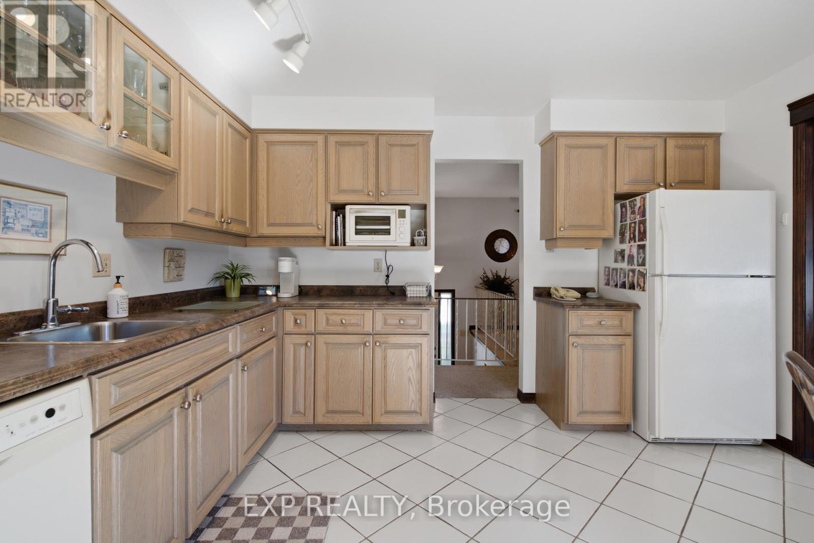 43 Tumbleweed Crescent, London South, Ontario  N6E 2N5 - Photo 14 - X13790558