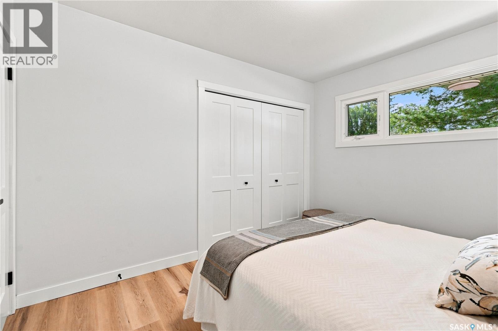 2805 Cumberland AVENUE S photo 25
