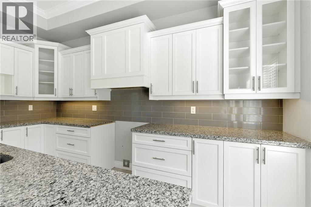 43 Riesling Court, Hamilton, Ontario  L8G 0B4 - Photo 10 - 40823182