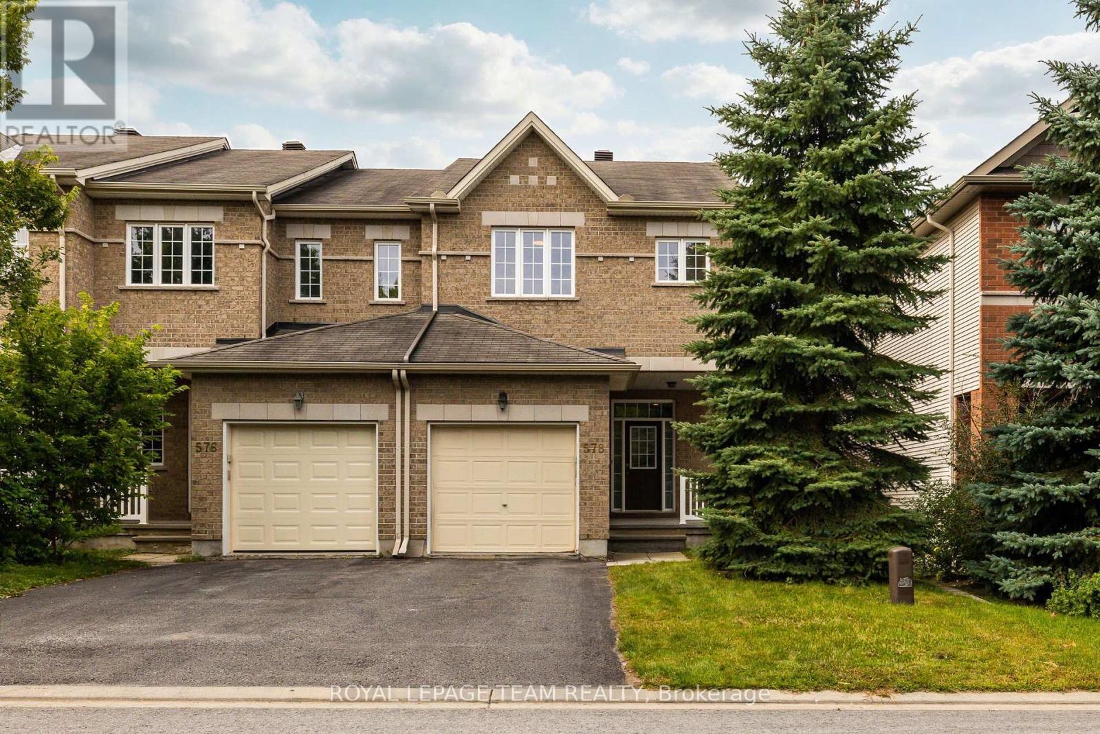 578 REMNOR AVENUE, Ottawa, Ontario