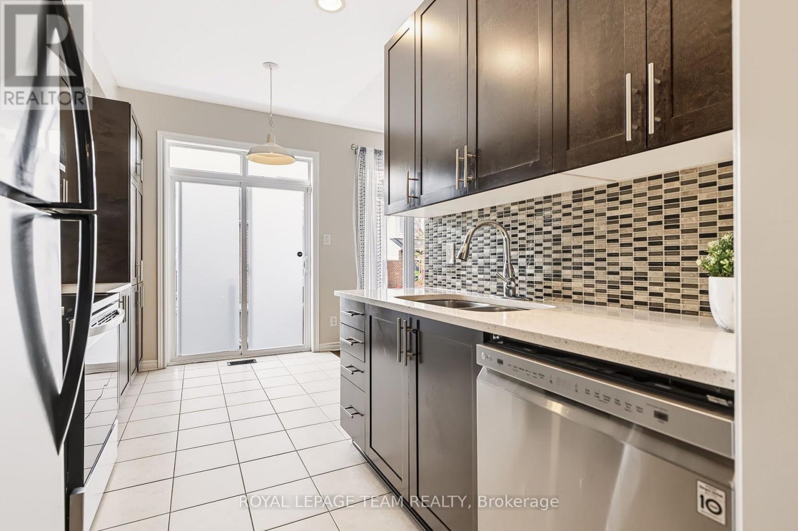 578 Remnor Avenue, Ottawa, Ontario  K2T 0A5 - Photo 15 - X13790486