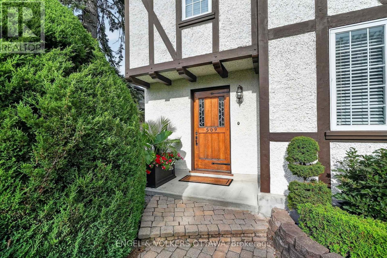 509 Island Park Drive, Ottawa, Ontario  K1Y 0B4 - Photo 3 - X13790542