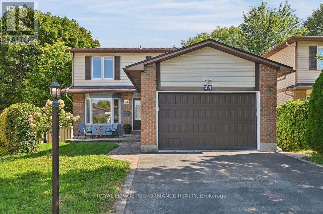 23 LISTON CRESCENT, Ottawa, Ontario