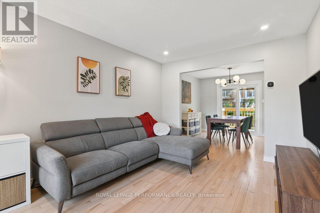 23 Liston Crescent, Ottawa, Ontario  K2L 2W3 - Photo 8 - X13790640
