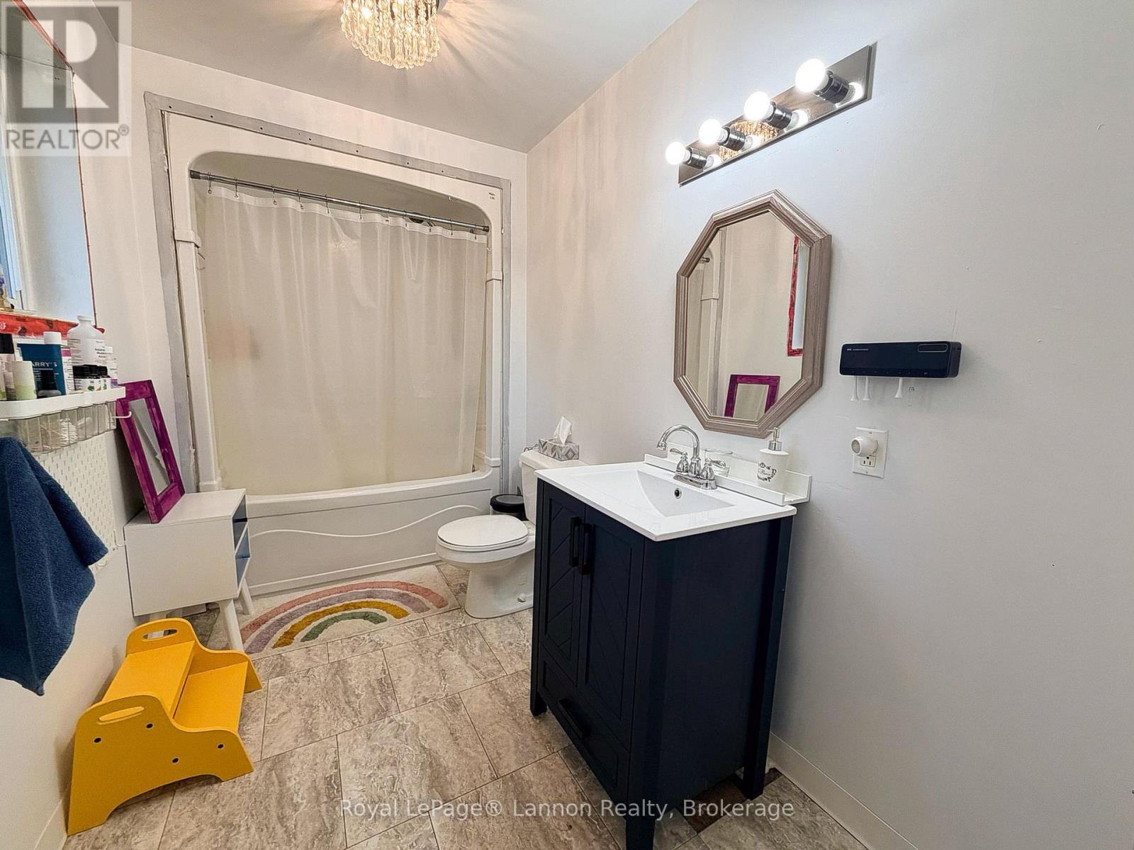 74 Macphail Drive, Greenstone, Ontario  P0T 1M0 - Photo 14 - X13790456