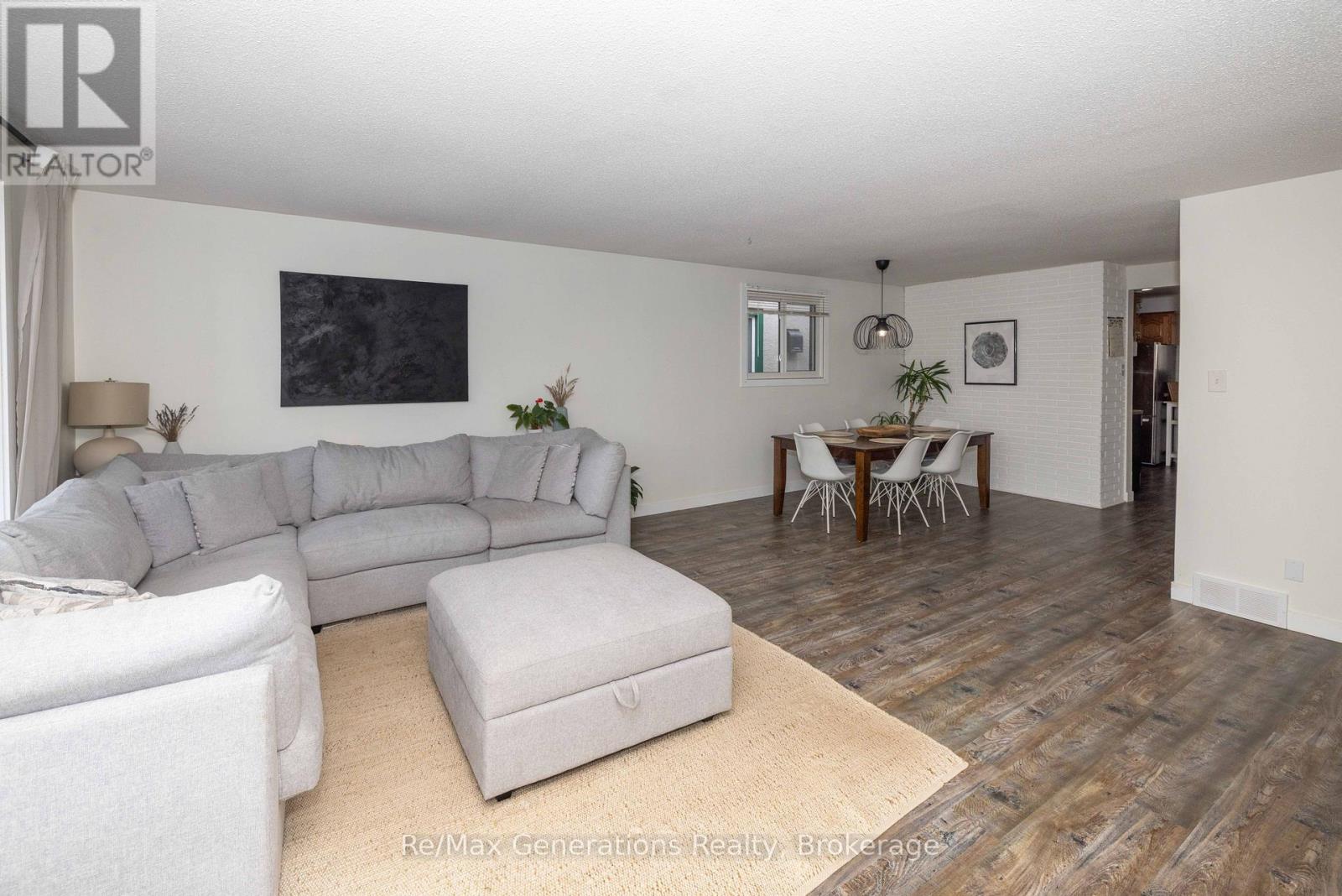 282 Algoma Street N, Thunder Bay, Ontario  P7A 5A6 - Photo 5 - X13790470