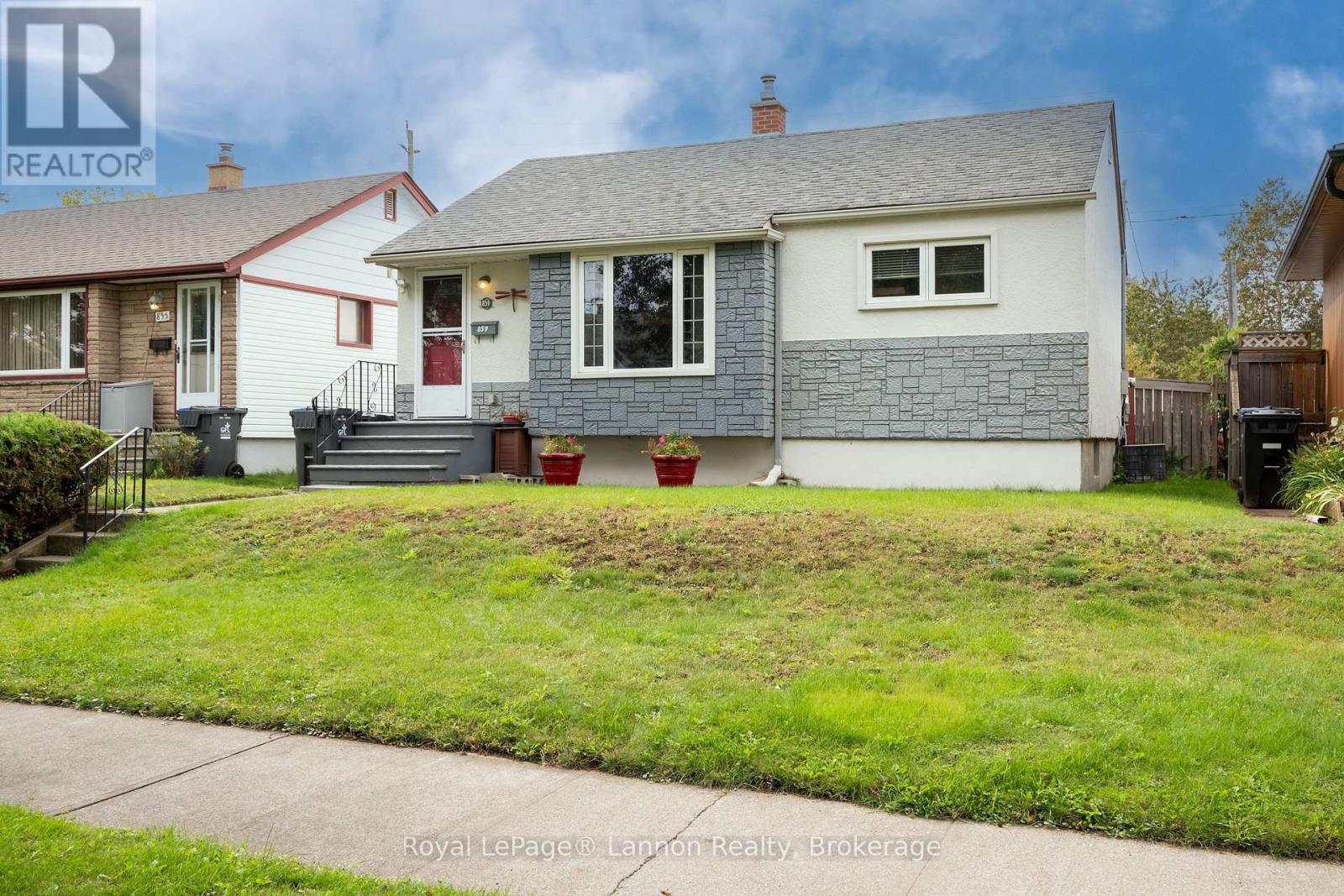 859 Syndicate Avenue N, Thunder Bay, Ontario  P7C 3X6 - Photo 2 - X13790564