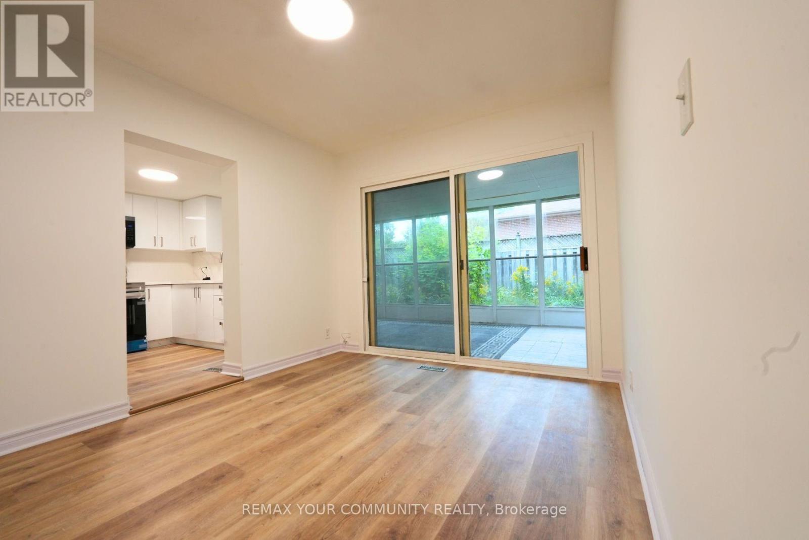 2 Lisburn Crescent, Toronto, Ontario  M2J 2Z5 - Photo 2 - C13761130