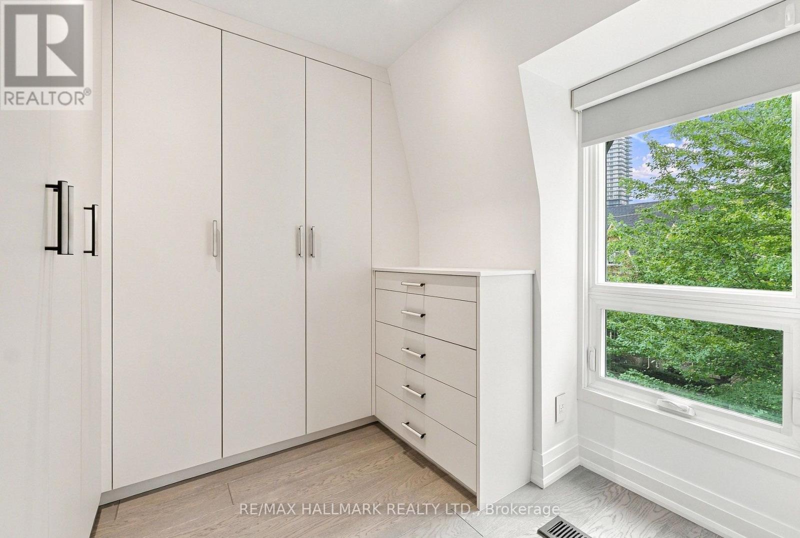 10 Earl Street, Toronto, Ontario  M4Y 1M3 - Photo 38 - C13785794