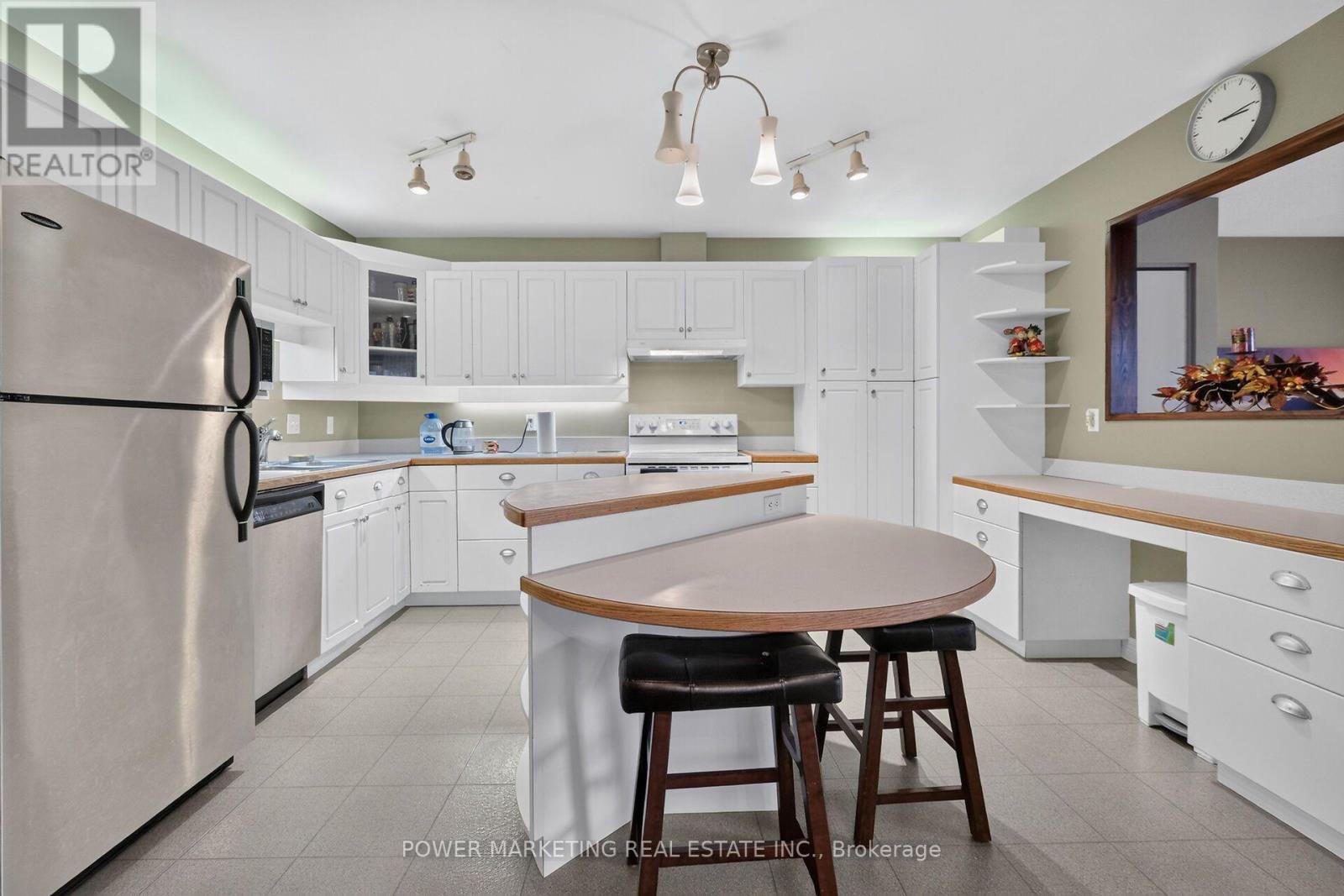 2213 Fillmore Crescent, Ottawa, Ontario  K1J 6A1 - Photo 15 - X13788192