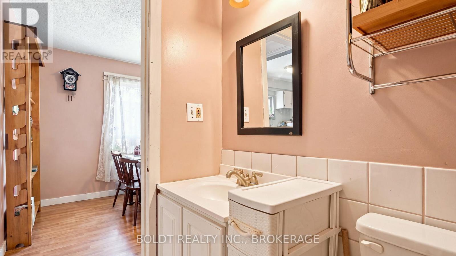 53 Carlton Street, St. Catharines, Ontario  L2R 1P7 - Photo 17 - X13753134