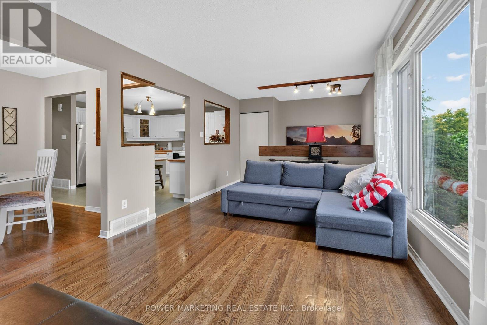 2213 Fillmore Crescent, Ottawa, Ontario  K1J 6A1 - Photo 10 - X13788192