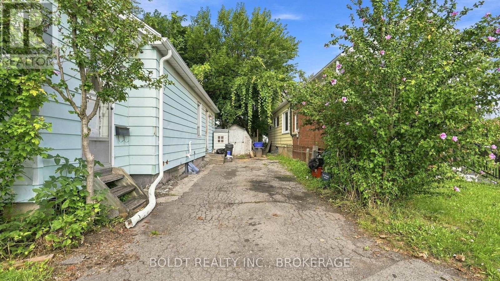 53 Carlton Street, St. Catharines, Ontario  L2R 1P7 - Photo 31 - X13753134