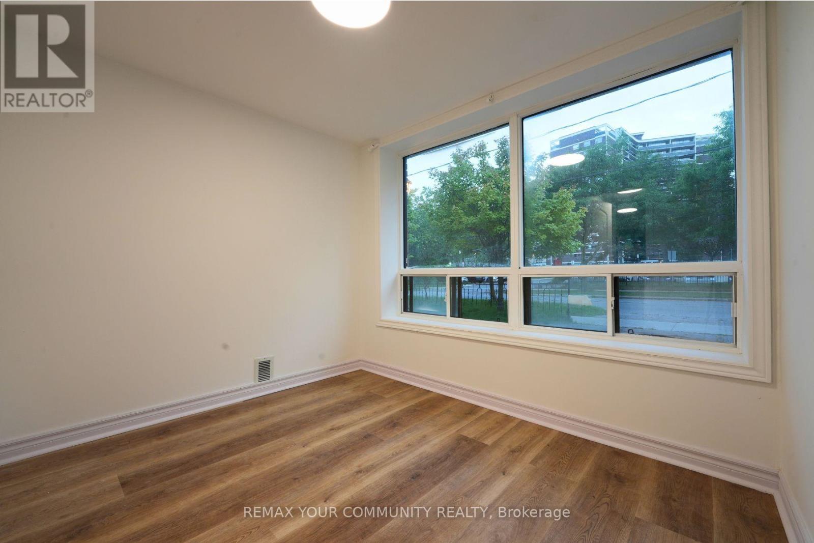 2 Lisburn Crescent, Toronto, Ontario  M2J 2Z5 - Photo 14 - C13761130
