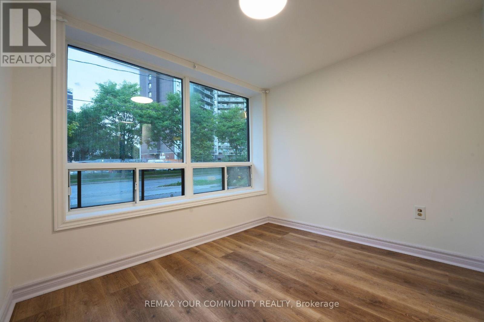 2 Lisburn Crescent, Toronto, Ontario  M2J 2Z5 - Photo 13 - C13761130