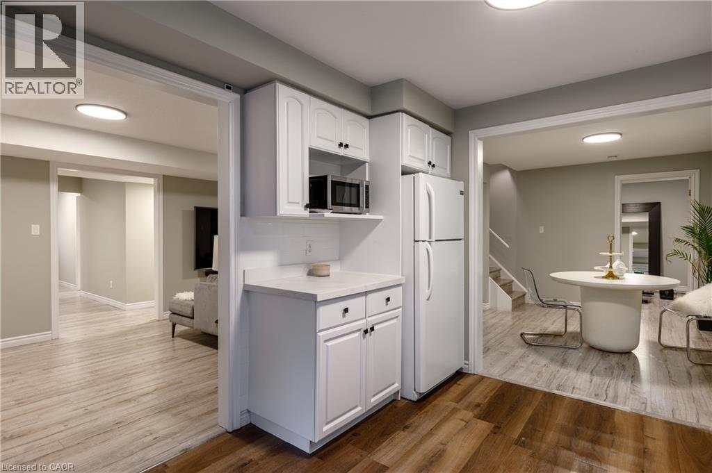907 Doon Village Road, Kitchener, Ontario  N2P 1A1 - Photo 29 - 40863851